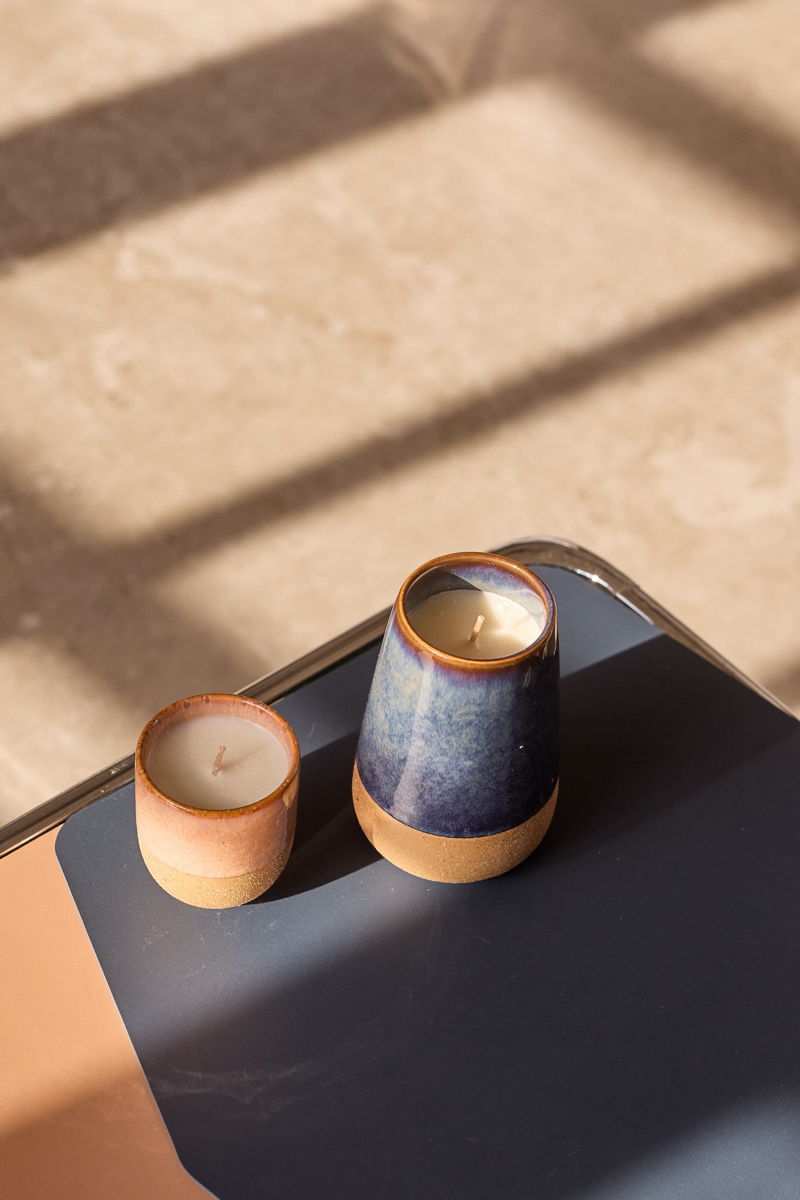 Świeca sojowa ceramiczna - Paddywax Kin – inne ujęcie